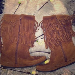 Minnetonka boots